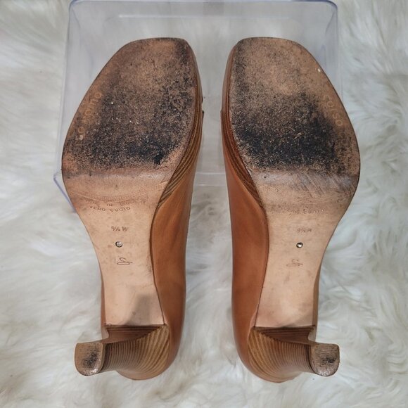 Corso Como Womens Sz 9.5 Tan Peep Toe Slip On Pumps Leather Heels Classic Office - Picture 7 of 12
